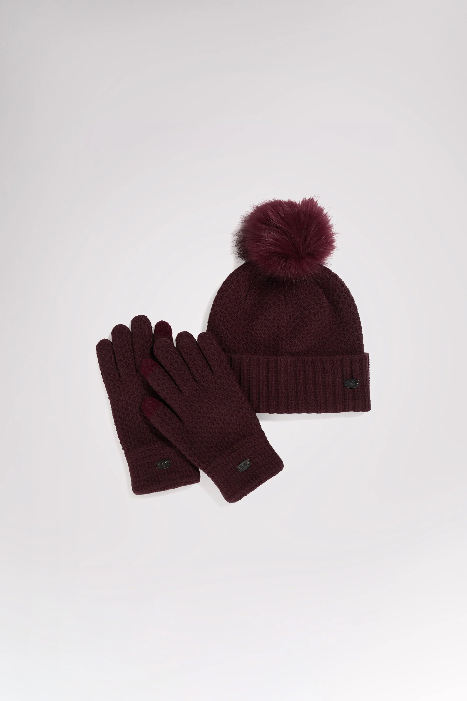 Celia Women's Hat and Glove Set - Image 3