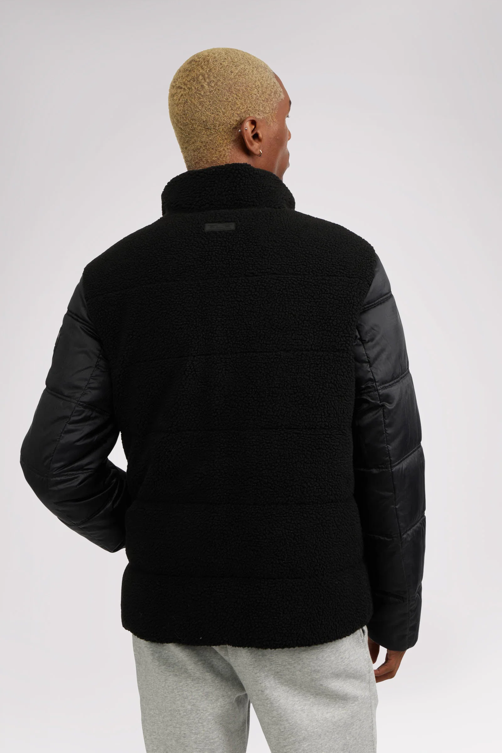 Orion Men's Reversible Puffer Jacket - Image 6