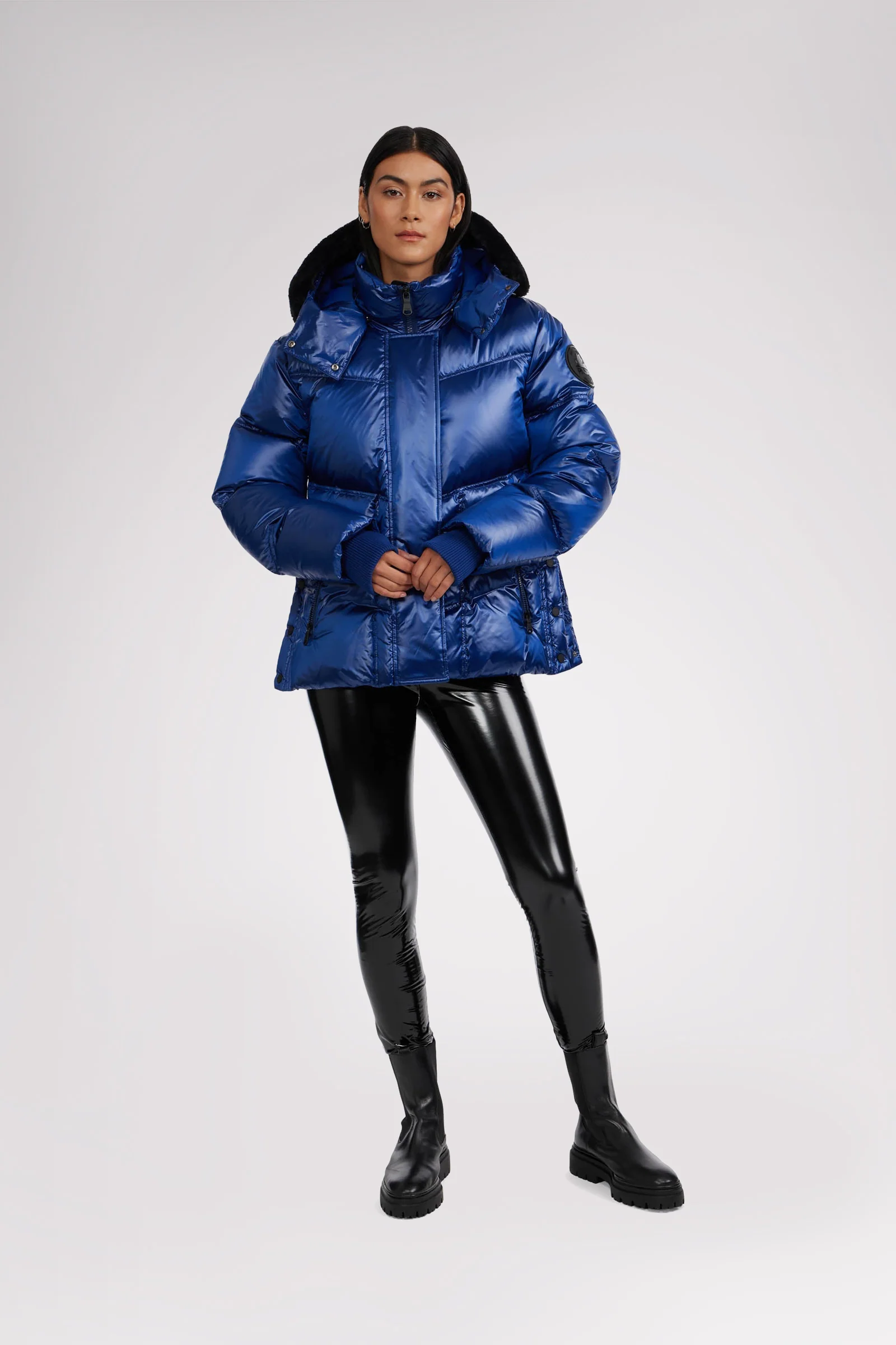 Phoebe Women's Puffer Jacket - Image 11