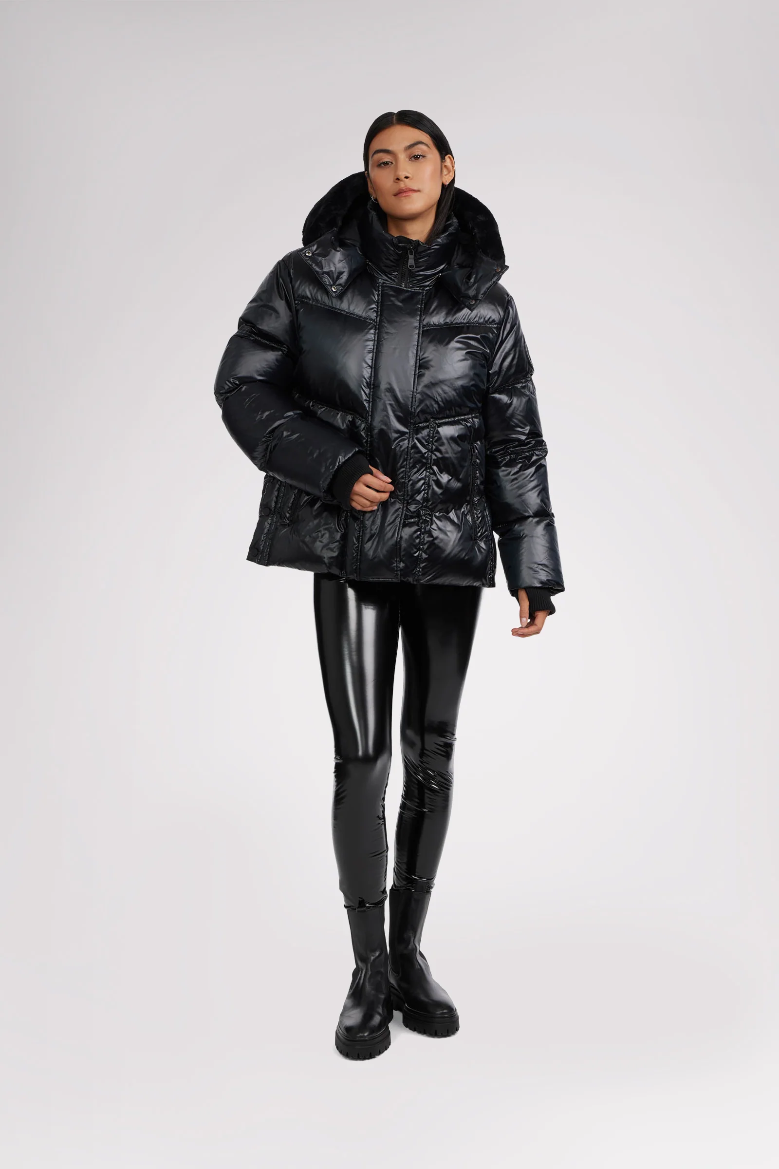 Phoebe Women's Puffer Jacket - Image 6