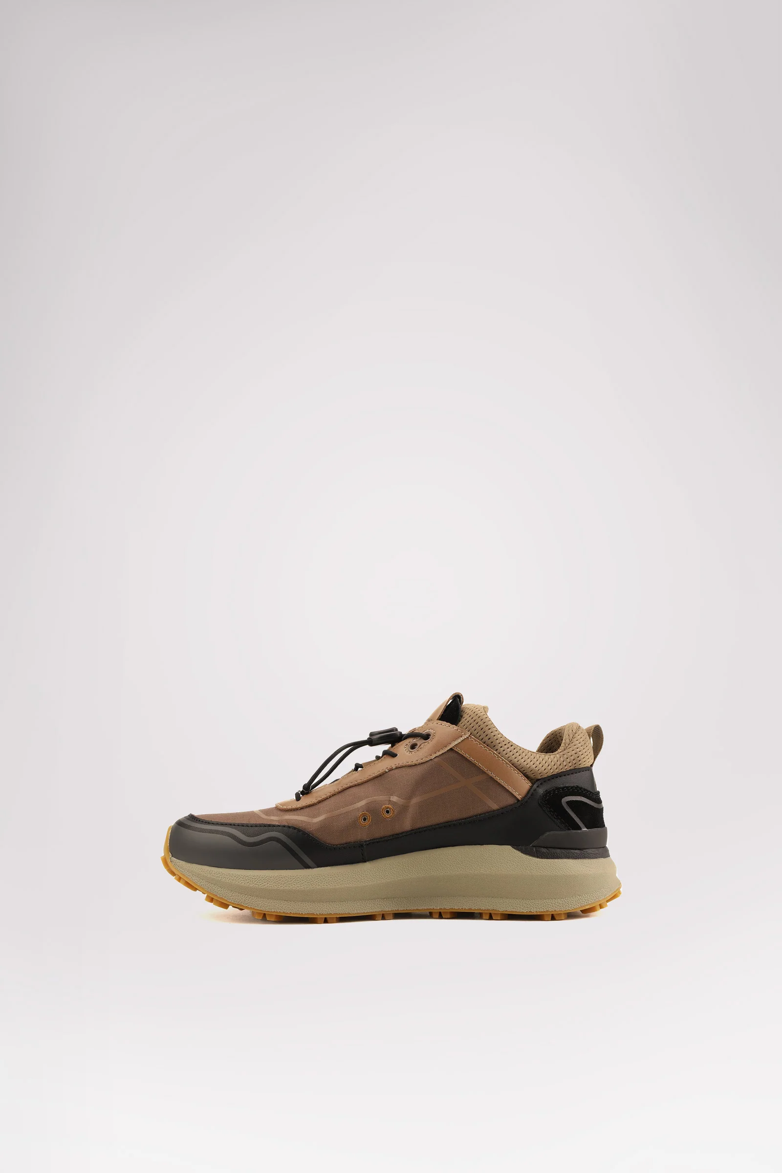 Urban Trail Men's Sneaker - Image 3