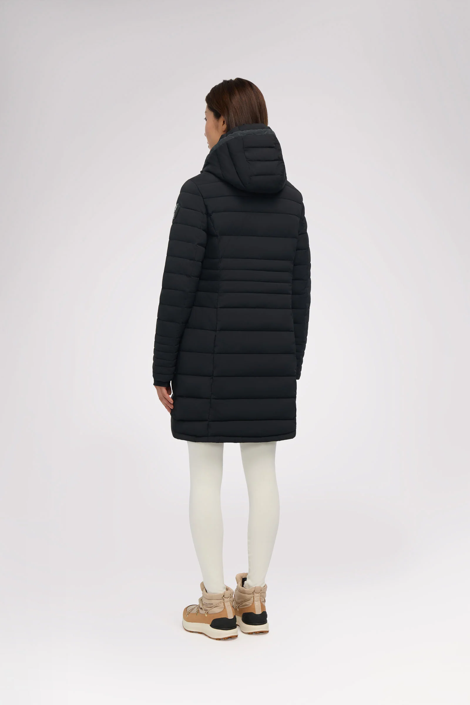 Willow Women's Stretch Lightweight Puffer - Image 11